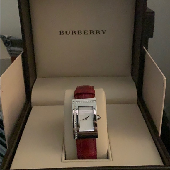 Burberry Diamond and Alligator Watch - Picture 2 of 8